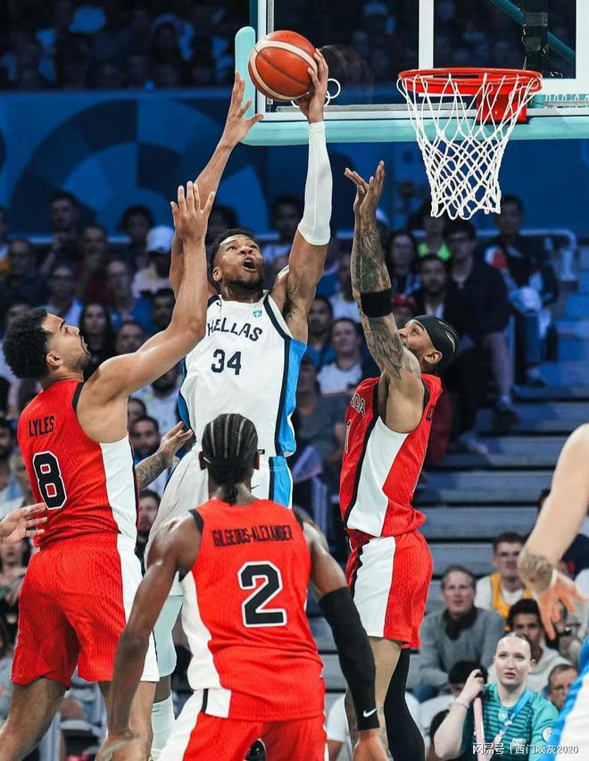 关于字母哥在加拿大队比赛中大胜,精彩发挥引发热议!的信息爱游戏